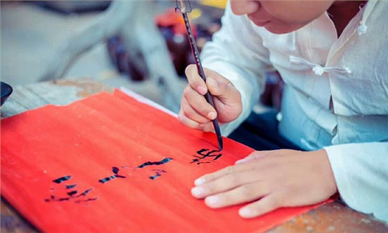 備戰2018春節白酒銷售旺季，怎么少得了純糧私人定制酒