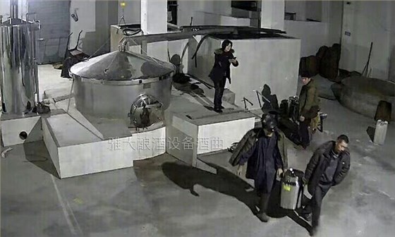 「春節賣酒攻略」用新工藝釀酒設備做酒,如何打造春節定制酒?-07 「春節賣酒攻略」用新工藝釀酒設備做酒,如何打造春節定制酒?-07
