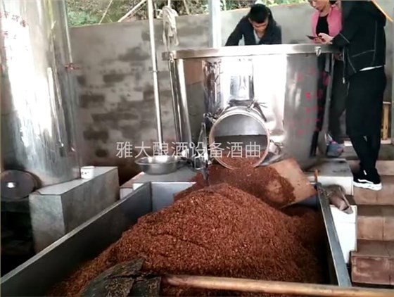 作為中國傳技藝，純糧固態發酵及糧食釀酒設備有什么優勢？-03
