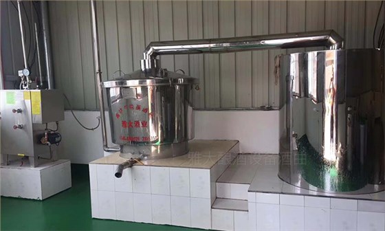 雅大電發熱多功能釀酒設備 雅大電發熱多功能釀酒設備