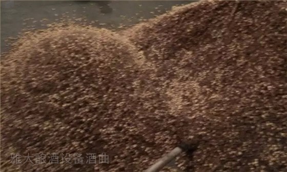 白酒釀酒加大配料或輔料的量 白酒釀酒加大配料或輔料的量