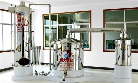雅大200型不銹鋼制酒設備 雅大200型不銹鋼制酒設備