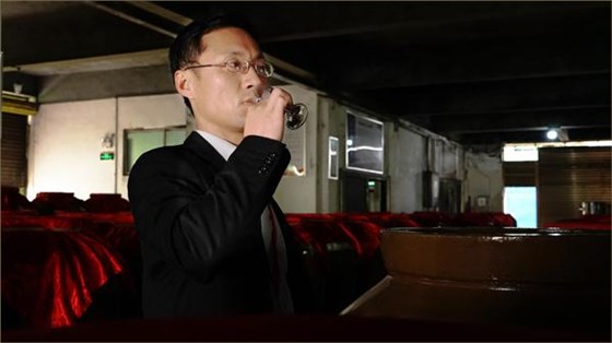 為什么越來越多的人用烤酒設備做窖藏酒,新酒與老酒差在哪? 4 為什么越來越多的人用烤酒設備做窖藏酒,新酒與老酒差在哪? 4