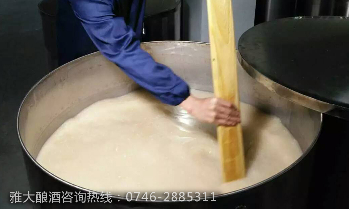 【白酒釀酒設備】白酒發酵異常問題——攪拌 【白酒釀酒設備】白酒發酵異常問題——攪拌