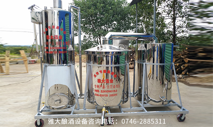 小型酒廠釀酒設備上門蒸酒現場：02