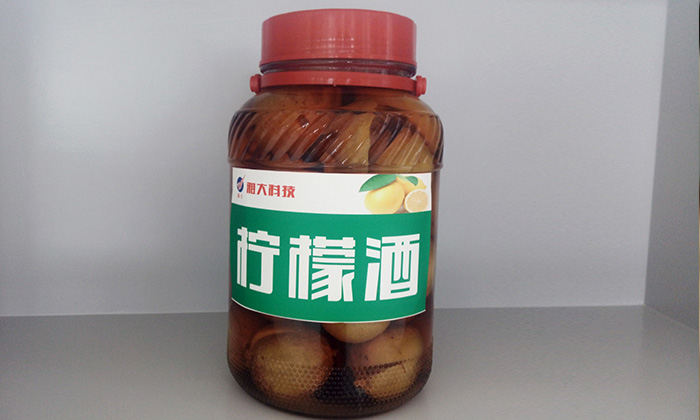 看過來,大型釀酒設備廠家制作檸檬酒的標準教程在這里!-06-檸檬酒 看過來,大型釀酒設備廠家制作檸檬酒的標準教程在這里!-06-檸檬酒