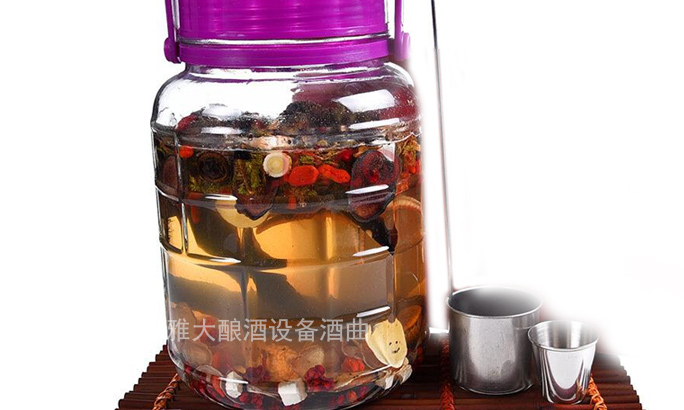 鮮鹿茸泡酒處理方法,選擇蒸汽釀酒設備釀制的固態酒好嗎?-04 鮮鹿茸泡酒處理方法,選擇蒸汽釀酒設備釀制的固態酒好嗎?-04