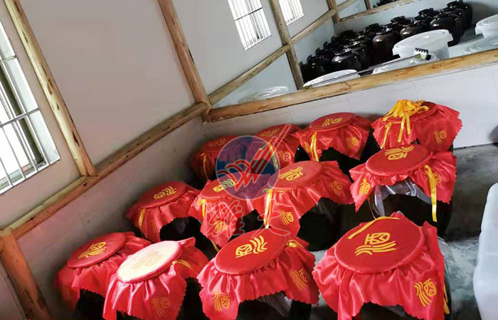 8.20-用蒸酒設備做酒的老酒坊發展遇瓶頸,雅大國家釀酒師來破局!1 8.20-用蒸酒設備做酒的老酒坊發展遇瓶頸,雅大國家釀酒師來破局!1