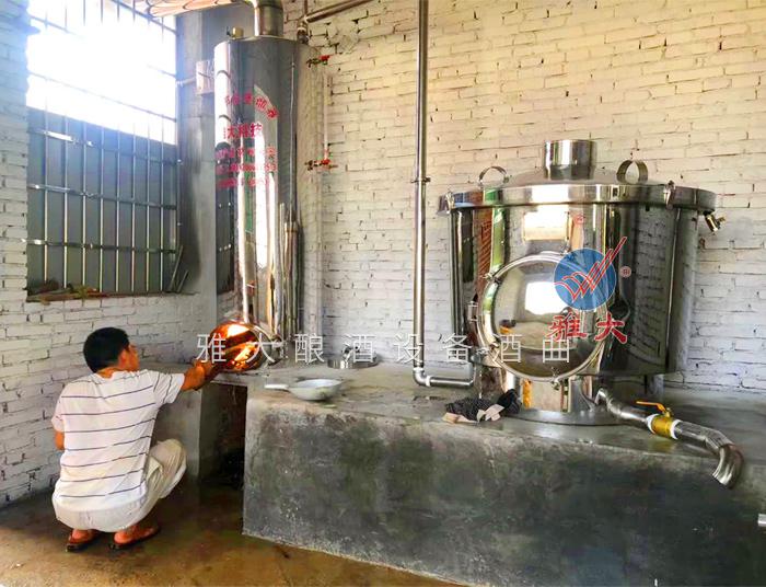 一套白酒蒸餾設備開個純糧酒小作坊，老爸的散酒我包了 4