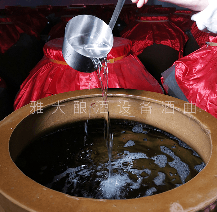 釀酒設備廠家釀酒師溫馨提示:這2類酒陳放時間越長口感越差! 3 釀酒設備廠家釀酒師溫馨提示:這2類酒陳放時間越長口感越差! 3